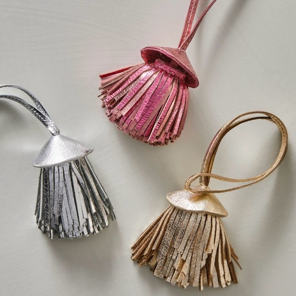Free People Leather Pom Bag Charm Silver NWT - Picture 1 of 10